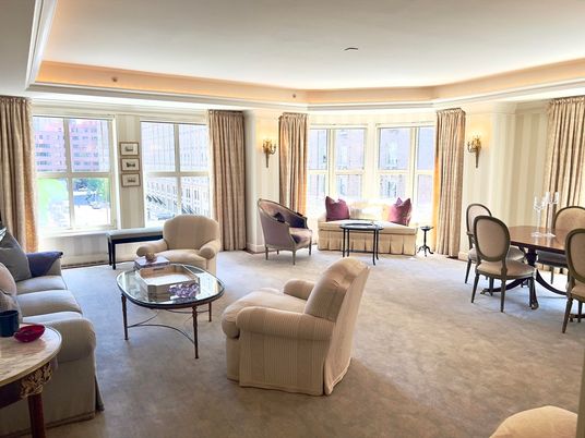 Dining room, Interior, Living room, Recessed Lighting