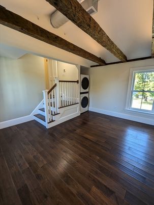 Empty room, Interior, Wooden Beams, Wood Texture Flooring