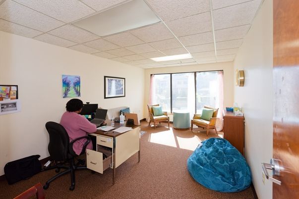 Home Office, Interior