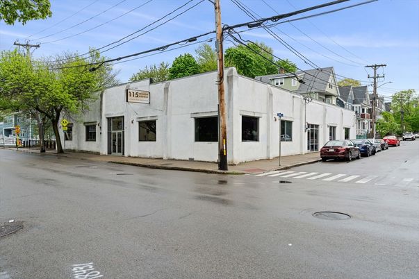 Exterior, Facade, None