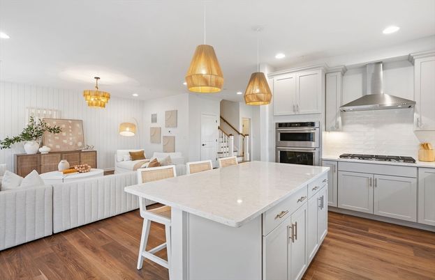 Chandelier, Interior, Kitchen, Living room, Pendant Lights, Recessed Lighting, Stainless Steel Appliances, Wood Texture Flooring