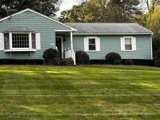 Exterior, Facade, Cape Cod