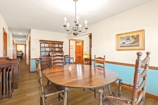 Chandelier, Dining room, Interior, Recessed Lighting, Wood Texture Flooring