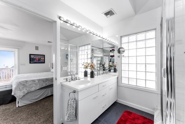 Bathroom, Bedroom, Dual Sink Vanities, Glass Shower, Interior
