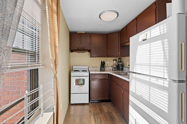 Interior, Kitchen, Stone Walls, Wood Texture Flooring
