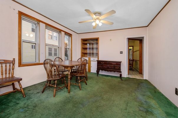 Dining room, Interior