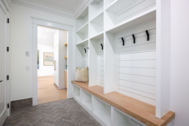 Interior, Walk-in Closets, Wood Texture Flooring