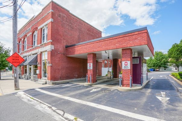 Exterior, Facade, Brick Facade, Modern