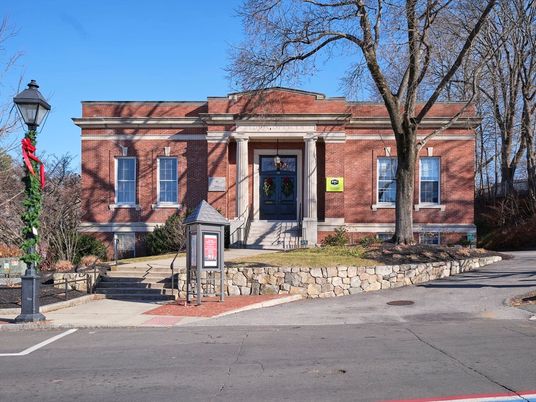 Exterior, Facade, Brick Facade, Georgian
