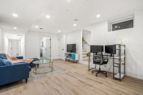 Home Office, Interior, Recessed Lighting, Wood Texture Flooring