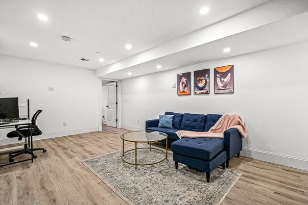 Home Office, Interior, Recessed Lighting, Wood Texture Flooring