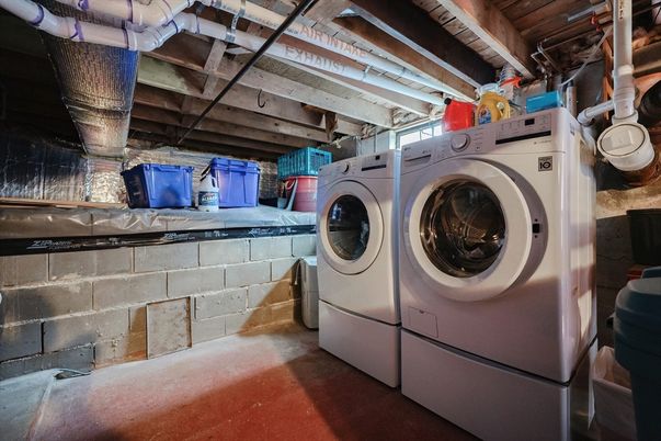 Interior, Stone Walls, Utility Closets, Washer, Wooden Beams