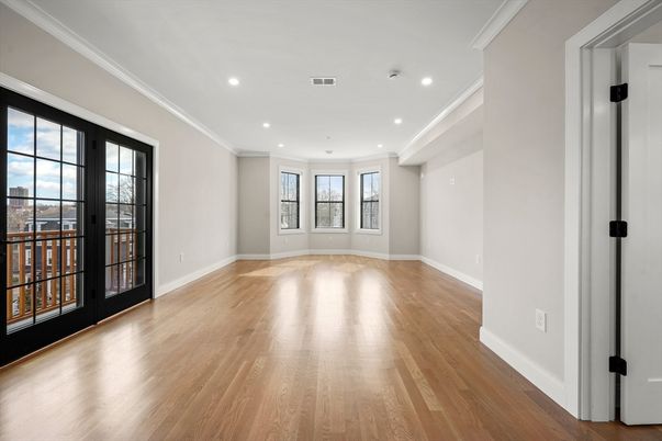 Empty room, Interior, Recessed Lighting, Wood Texture Flooring