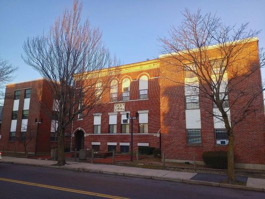 Exterior, Facade, Brick Facade, Rowhouse