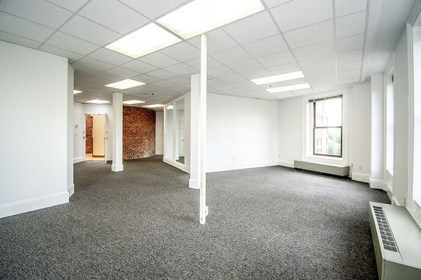 Empty room, Interior, Recessed Lighting, Stone Walls