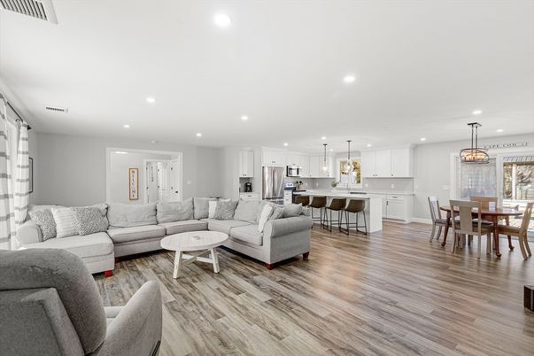 Dining room, Interior, Kitchen, Living room, Pendant Lights, Recessed Lighting, Stainless Steel Appliances, Wood Texture Flooring
