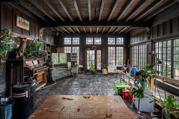 Interior, Piano, Wooden Beams, Wooden Ceilings