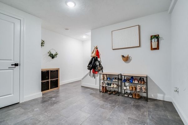 Interior, Recessed Lighting