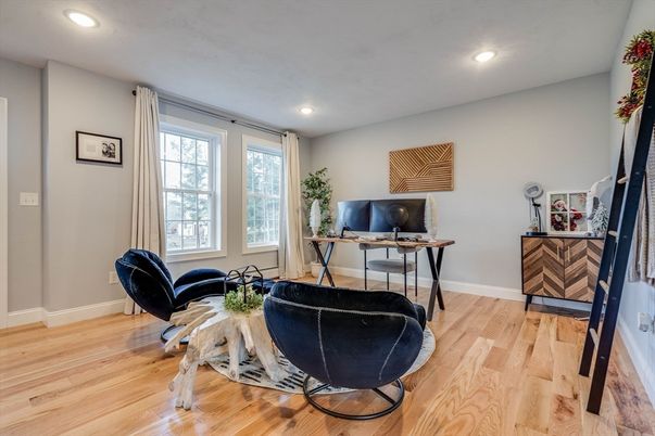 Home Office, Interior, Recessed Lighting, Wood Texture Flooring
