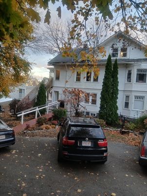 Exterior, Facade, American Foursquare