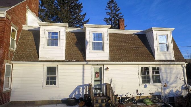 Exterior, Facade, Cape Cod