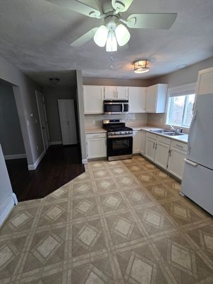 Interior, Kitchen, Stainless Steel Appliances, Wood Texture Flooring