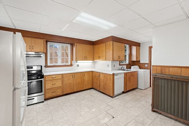 Interior, Kitchen, Stainless Steel Appliances
