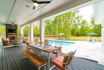 Exterior, Fireplace, Pool