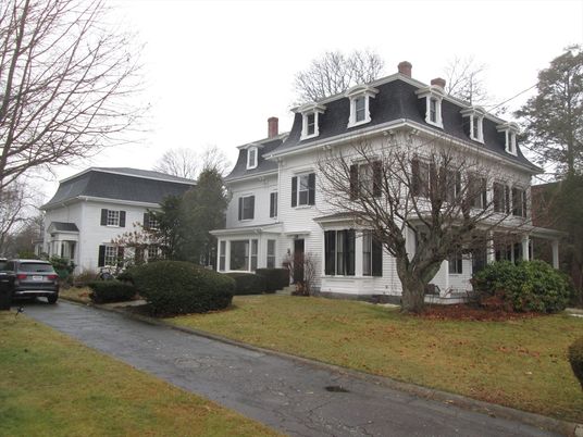 Exterior, Facade, Georgian