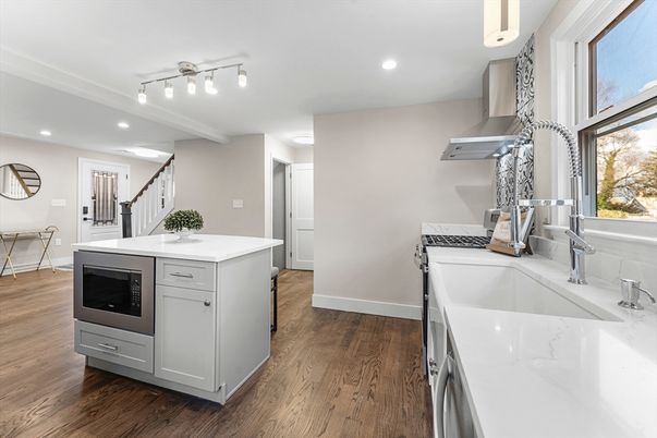 Interior, Kitchen, Recessed Lighting, Wood Texture Flooring