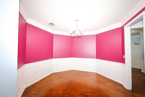 Chandelier, Empty room, Interior, Wood Texture Flooring