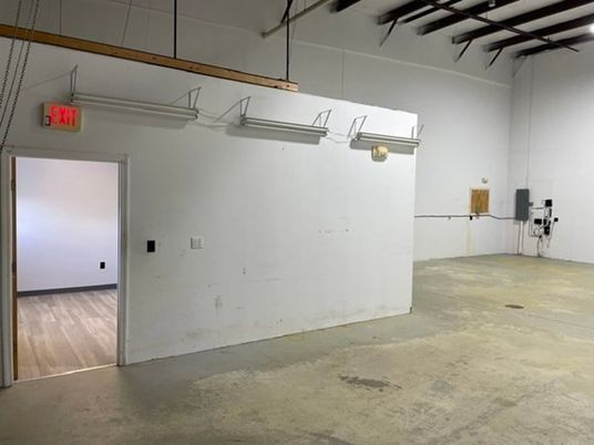 Garage, Interior, Wood Texture Flooring