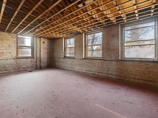 Empty room, Interior, Stone Walls, Wooden Beams