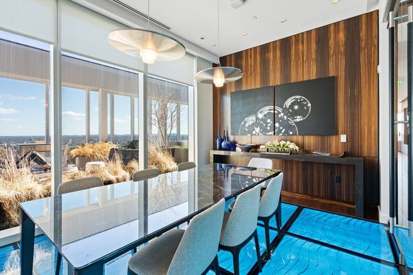 Dining room, Interior, Pendant Lights, Recessed Lighting