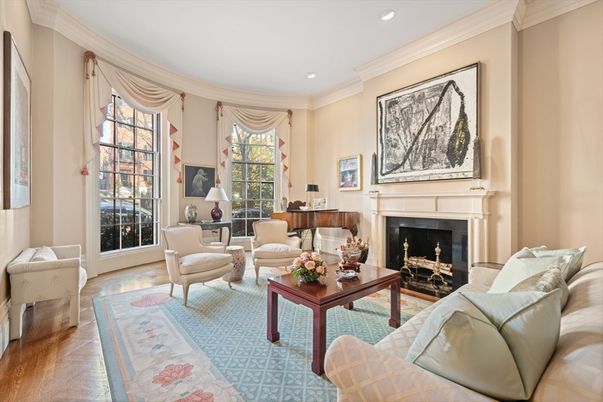 Fireplace, Interior, Living room, Piano, Recessed Lighting, Wood Texture Flooring
