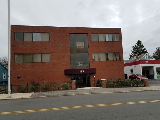 Exterior, Facade, Brick Facade, Rowhouse