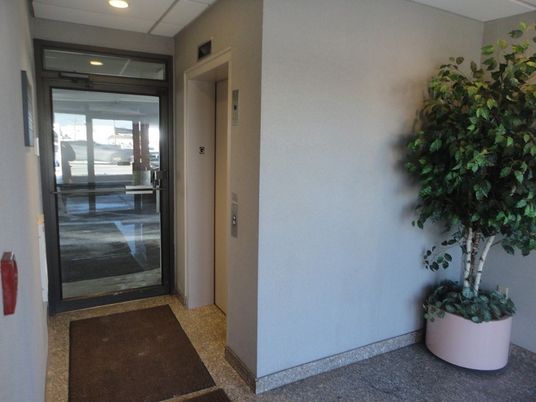 Elevator, Interior, Recessed Lighting