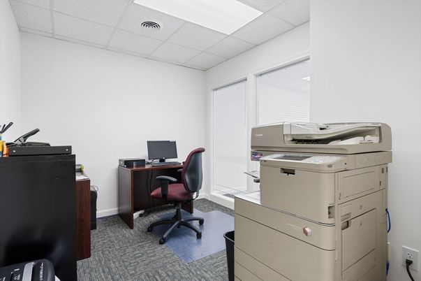 Home Office, Interior