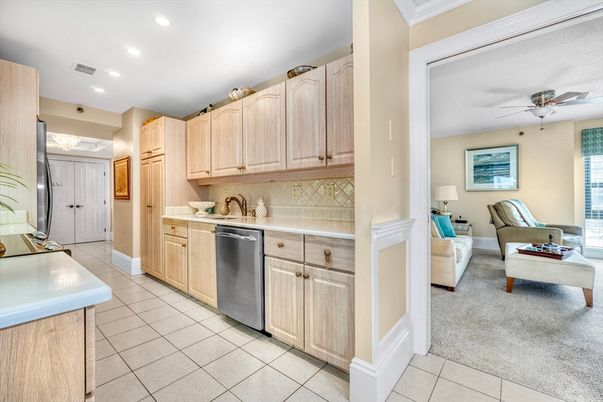 Interior, Kitchen, Living room, Recessed Lighting
