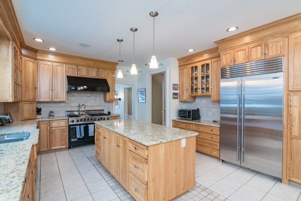 Interior, Kitchen, Pendant Lights, Recessed Lighting, Stainless Steel Appliances