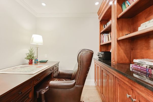 Home Office, Interior, Recessed Lighting, Wood Texture Flooring
