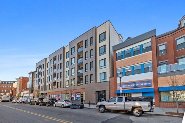 Exterior, Facade, Condo Building