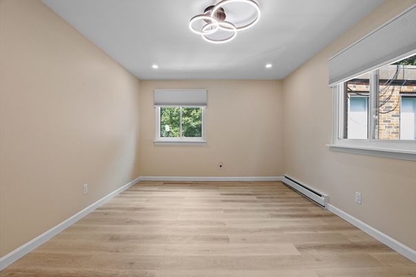 Empty room, Interior, Recessed Lighting, Wood Texture Flooring