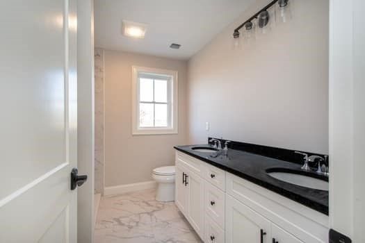 Bathroom, Dual Sink Vanities, Interior, Marble, Recessed Lighting