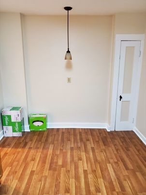 Interior, Pendant Lights, Wood Texture Flooring
