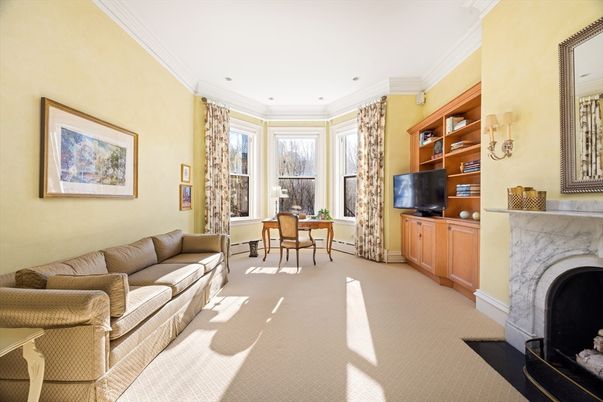 Dining room, Fireplace, Interior, Living room, Recessed Lighting