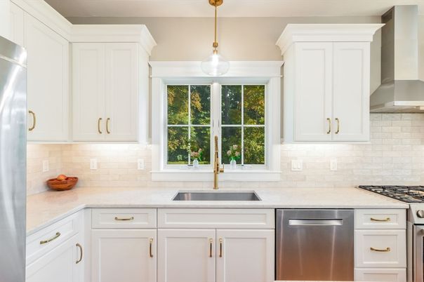 Interior, Kitchen, Pendant Lights, Stainless Steel Appliances