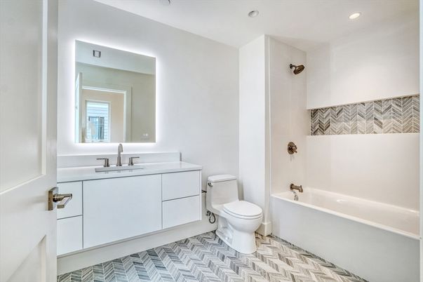 Bathroom, Interior, Recessed Lighting