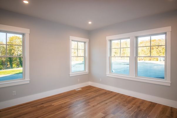 Empty room, Interior, Recessed Lighting, Wood Texture Flooring