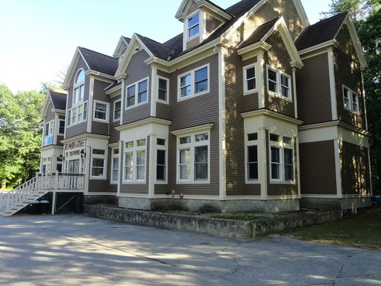 Exterior, Facade, Queen Anne Victorian